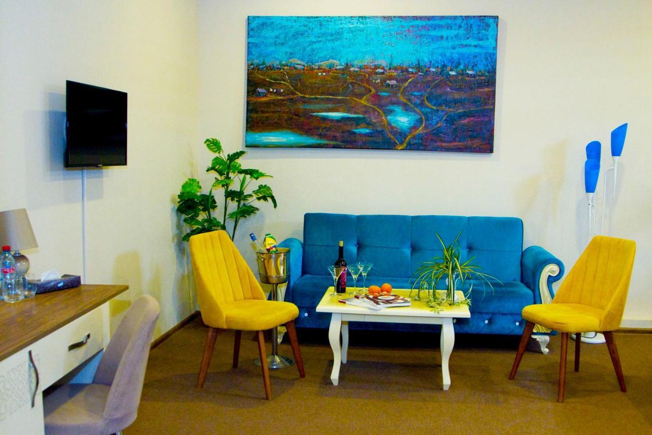 באקו Center Khagani Hotel מראה חיצוני תמונה