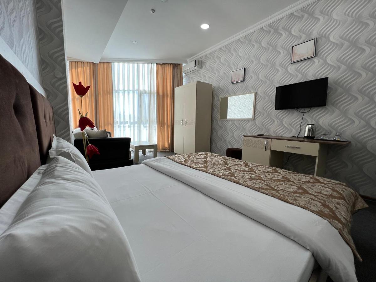 באקו Center Khagani Hotel מראה חיצוני תמונה