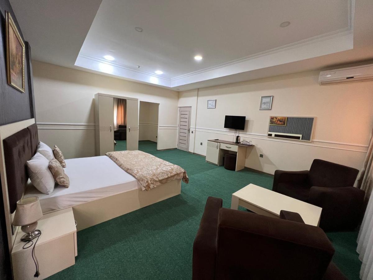 באקו Center Khagani Hotel מראה חיצוני תמונה